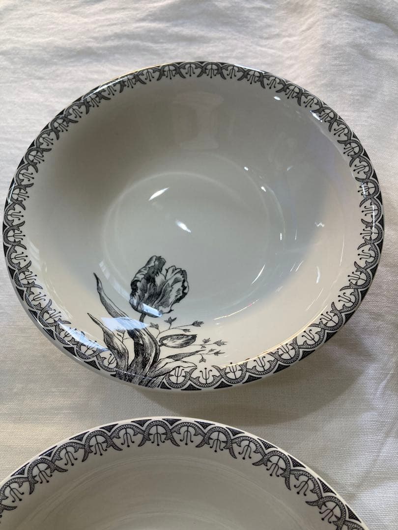 新品未使用 ジアン／GIEN チューリップ／ブラック シリアルボール4枚セット