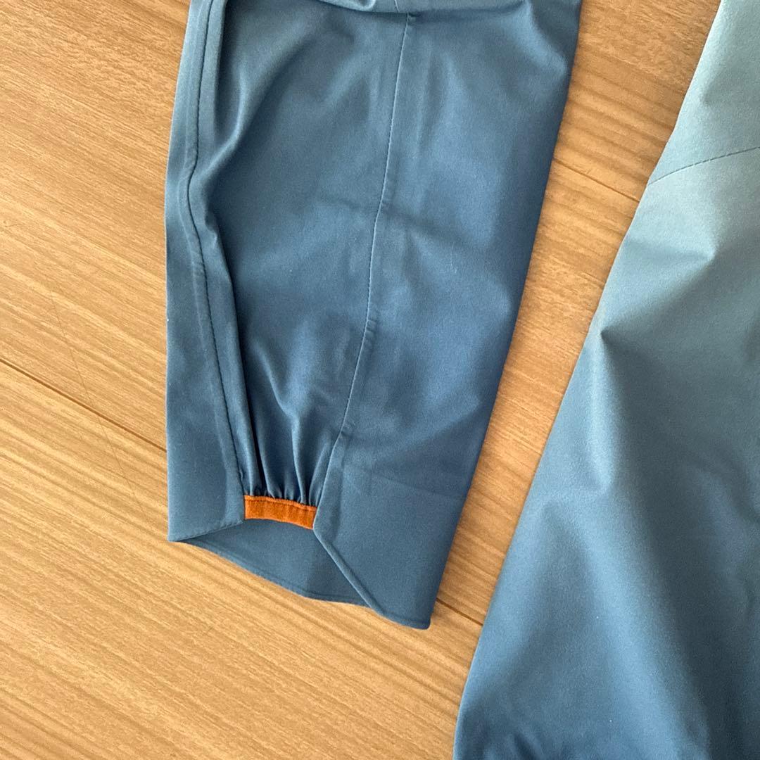 On グラデーション フード付きウィンドブレーカー