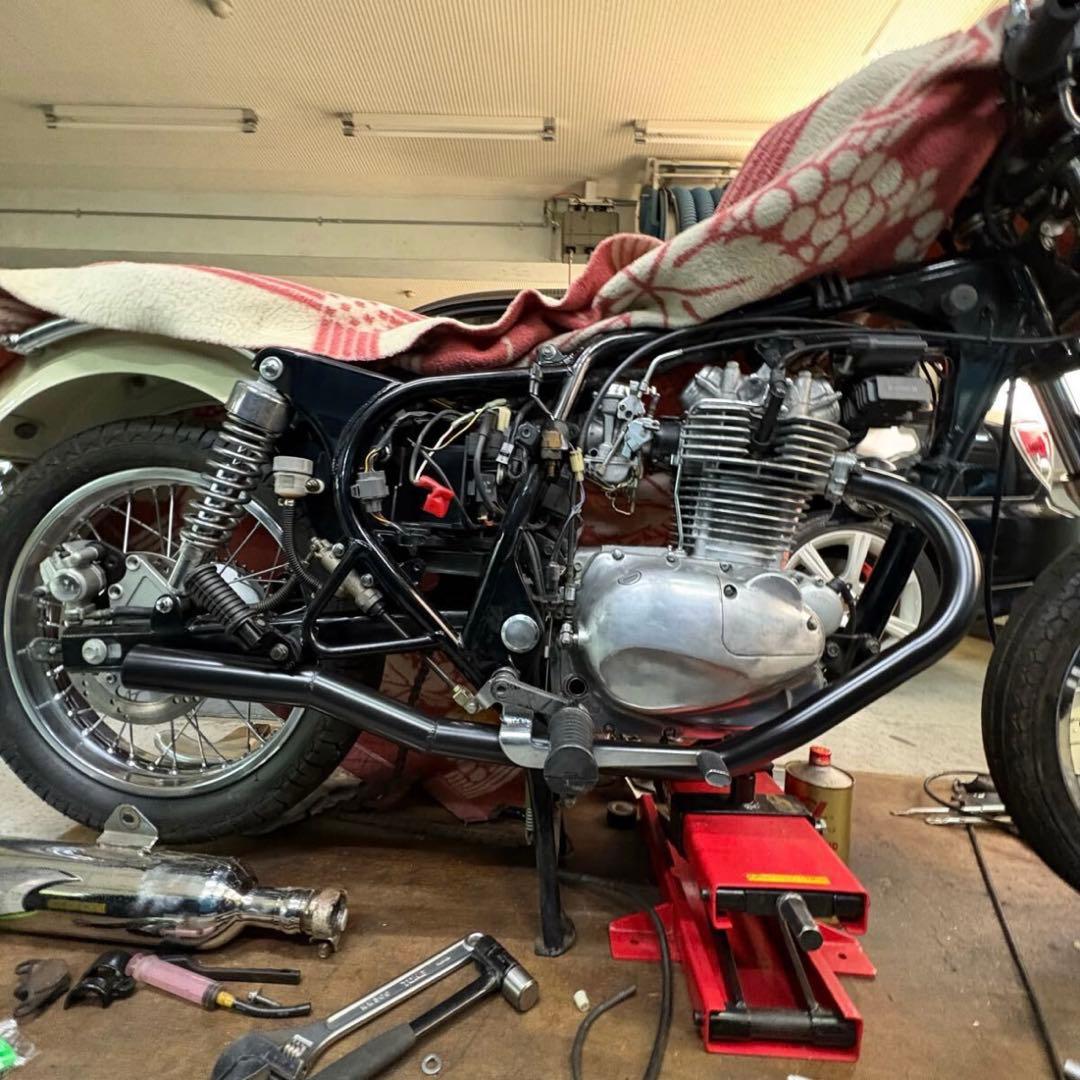 も*様 エストレア250 ワンオフヨシムラ風ショート菅スリップオン