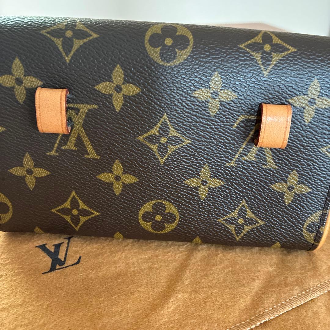 ルイヴィトン　ウエストポーチ