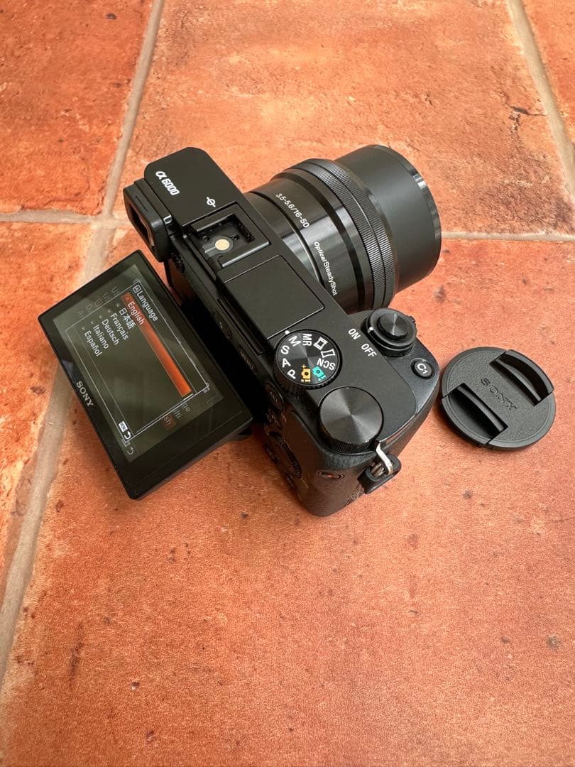 デジタルカメラ Sony a6000 INTERNATIONAL Sony 16-50mm