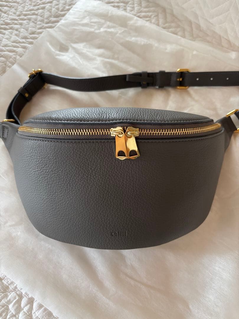 chiiiibag チーバック★美品　ウエストバック　グレー