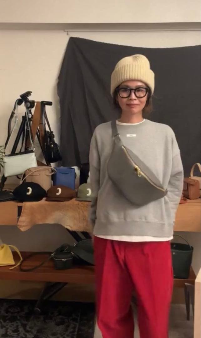 chiiiibag チーバック★美品　ウエストバック　グレー