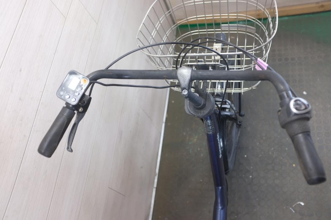 良品!新基準パナギュットアニーズ20インチ3段　16.0Ah（5点灯）充電器あり