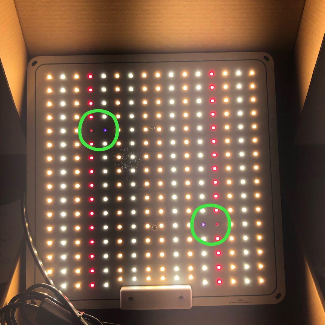 植物育成ライト LED 60W パネル　4セット