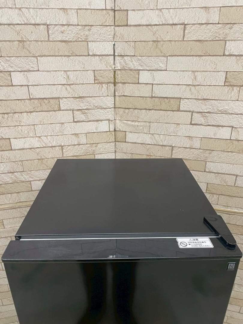 大阪送料無料★3か月保障付き★冷蔵庫★2022年★NTR-106BK★R-190