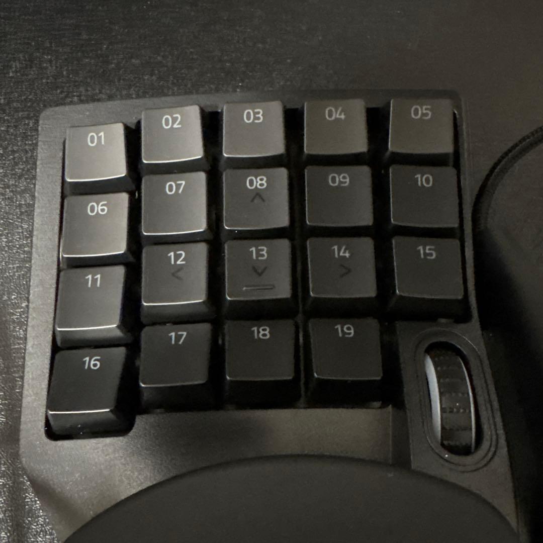 Razer TARTARUS PRO ゲーミングキーパッド 本体
