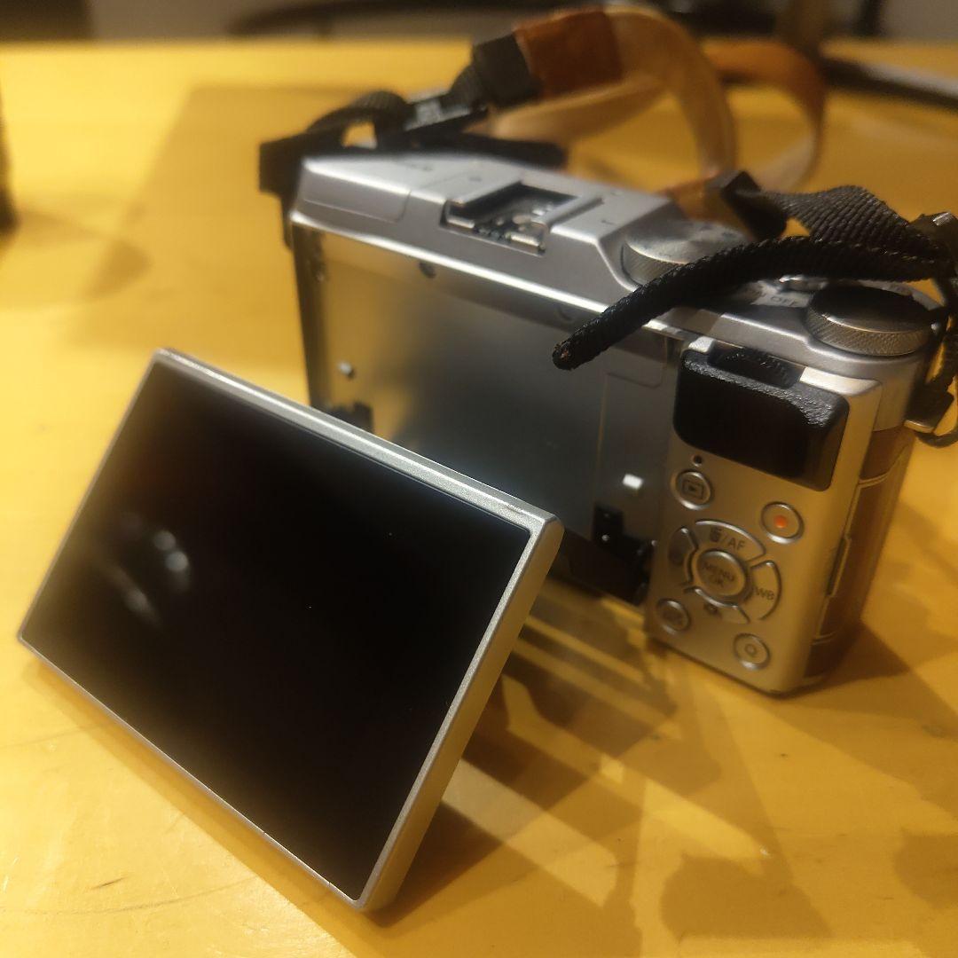 Fujifilm X-A3 ミラーレスカメラ　セット有り