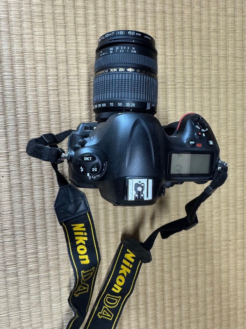 【美品】Nikon D4 デジタル一眼レフカメラ 18-105mmレンズ付