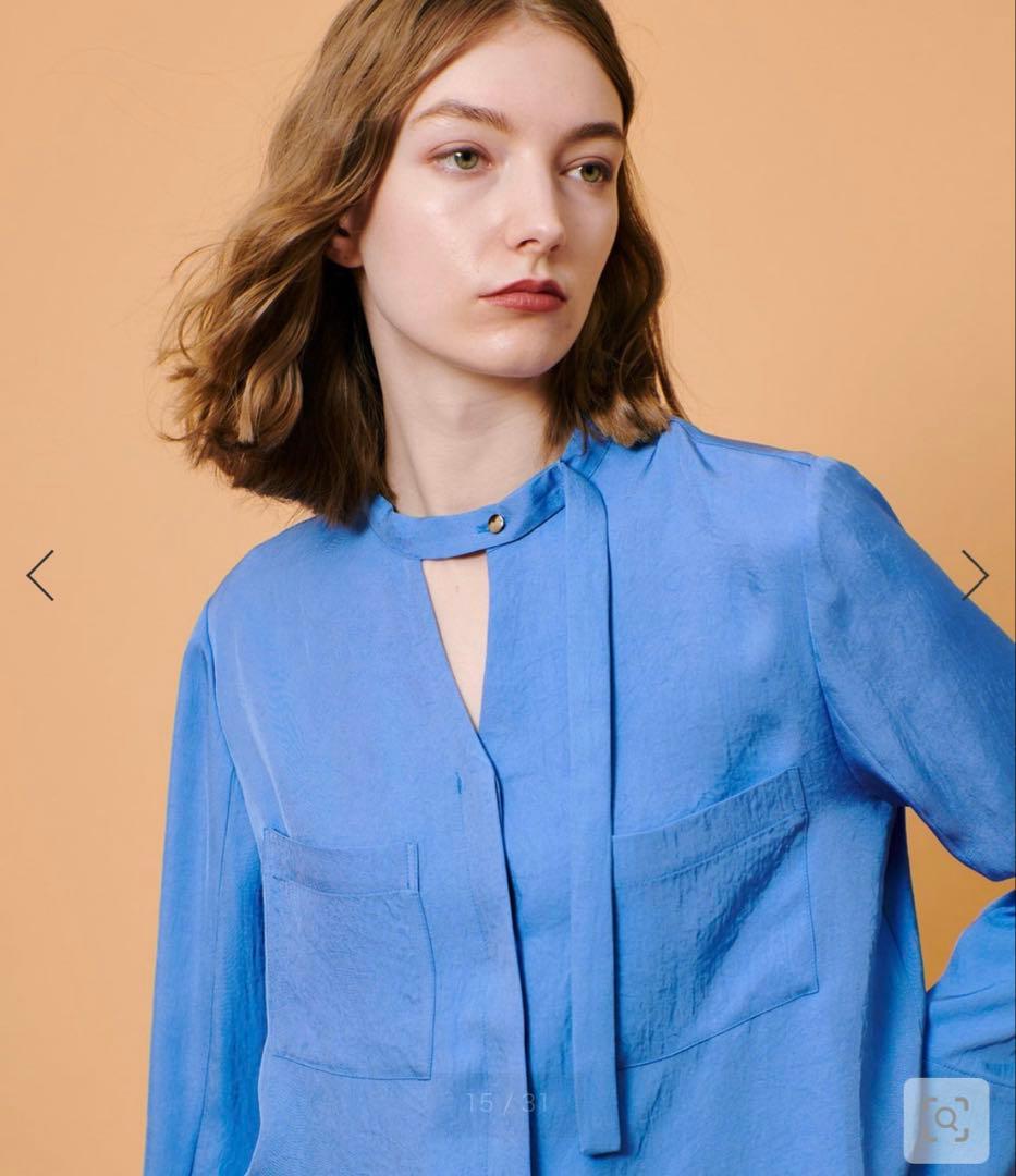 【美品】allureville　フリュイドオーバーラップブラウス　ルルウィルビー