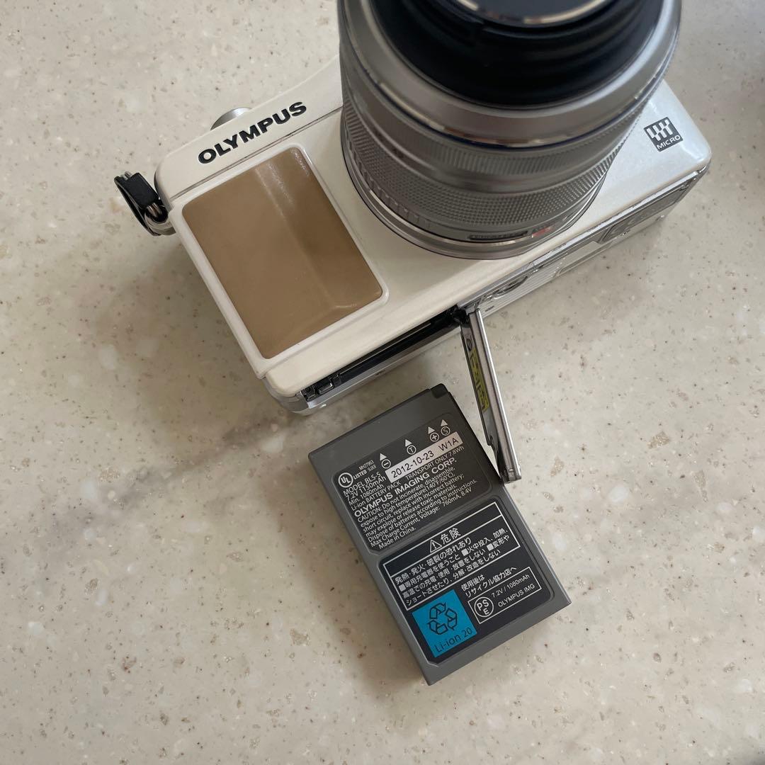 OLYMPUS E-PM2 ミラーレス一眼 レンズ2本セット