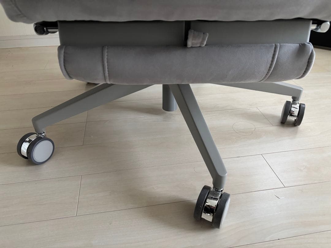 本日値下中！PAXTON エルゴノミックデスクチェア フットレスト付き