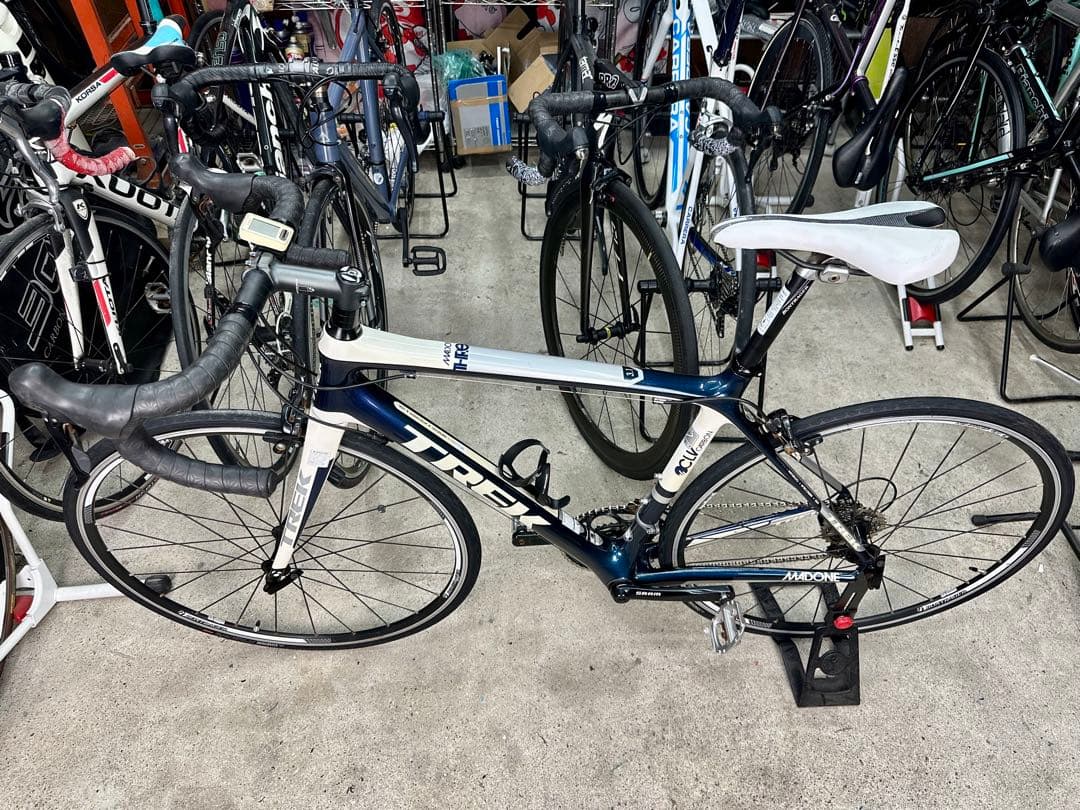 TREKフルカーボンMADONE3.1！基本分解発送送料無料！消耗品交換済み！