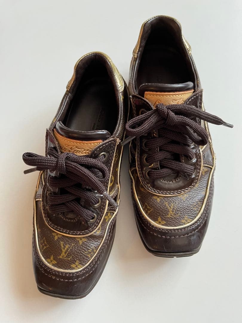 LOUIS VUITTONルイヴィトンキッズ子供靴スニーカー