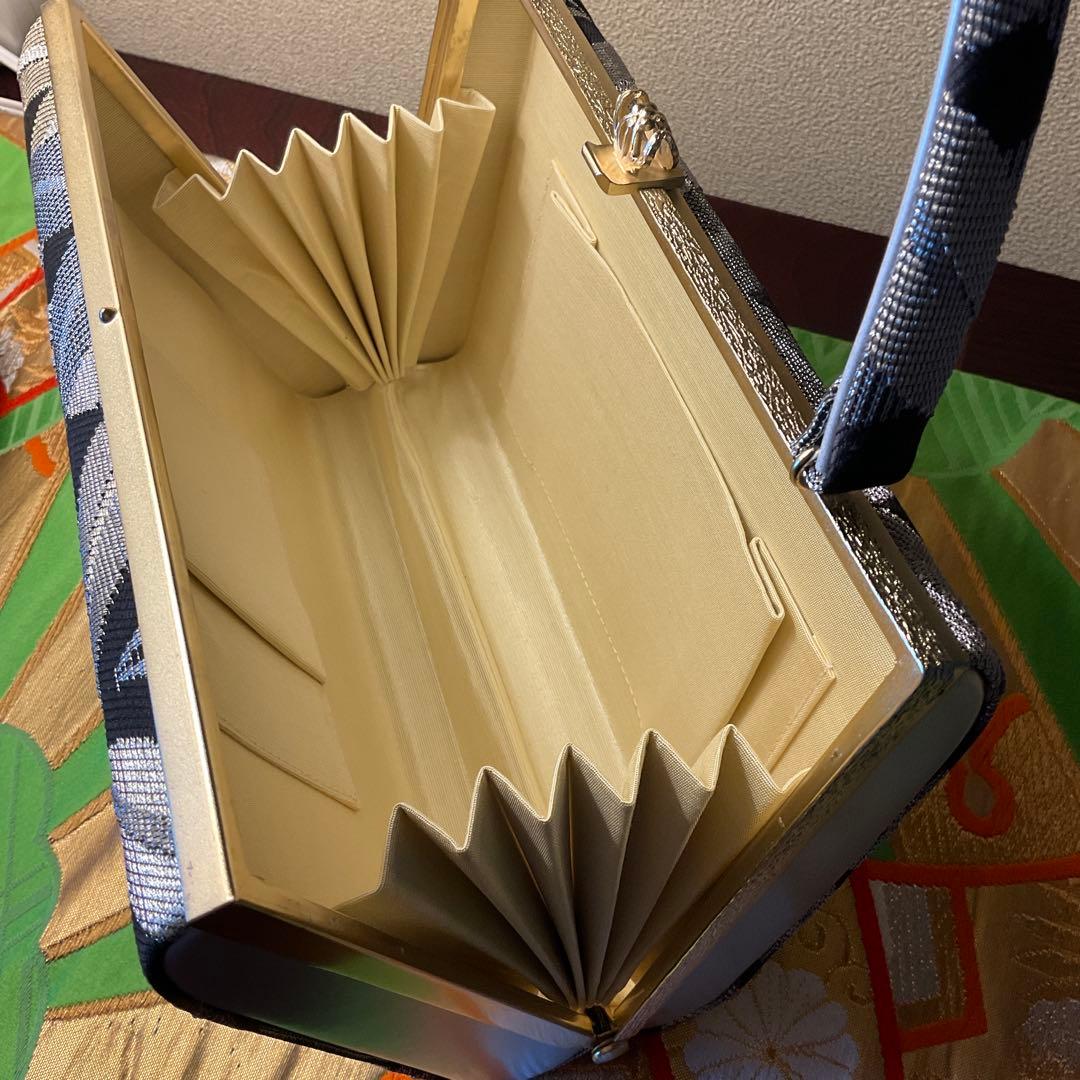 専用　最高級　モノトーンのお洒落なデザインが都会的な　草履バッグセット