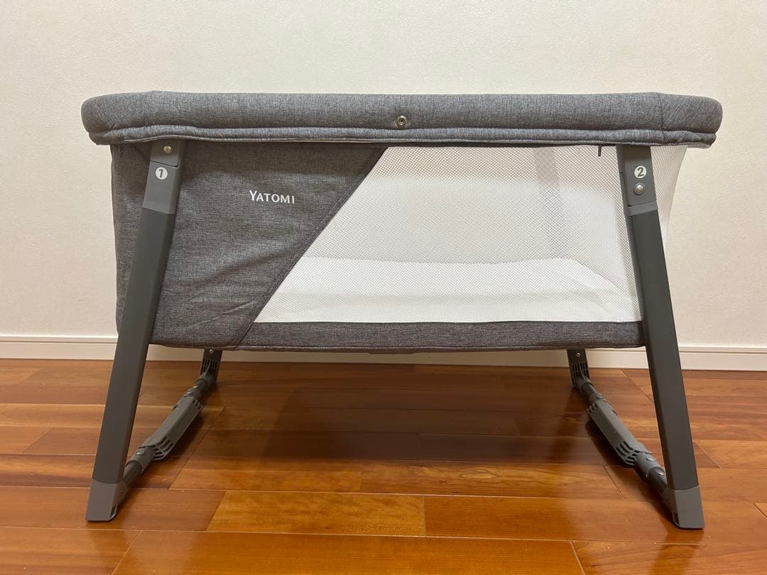 【美品】YATOMI ヤトミ　ベビーベッド　ゆりかご　リビングベッド