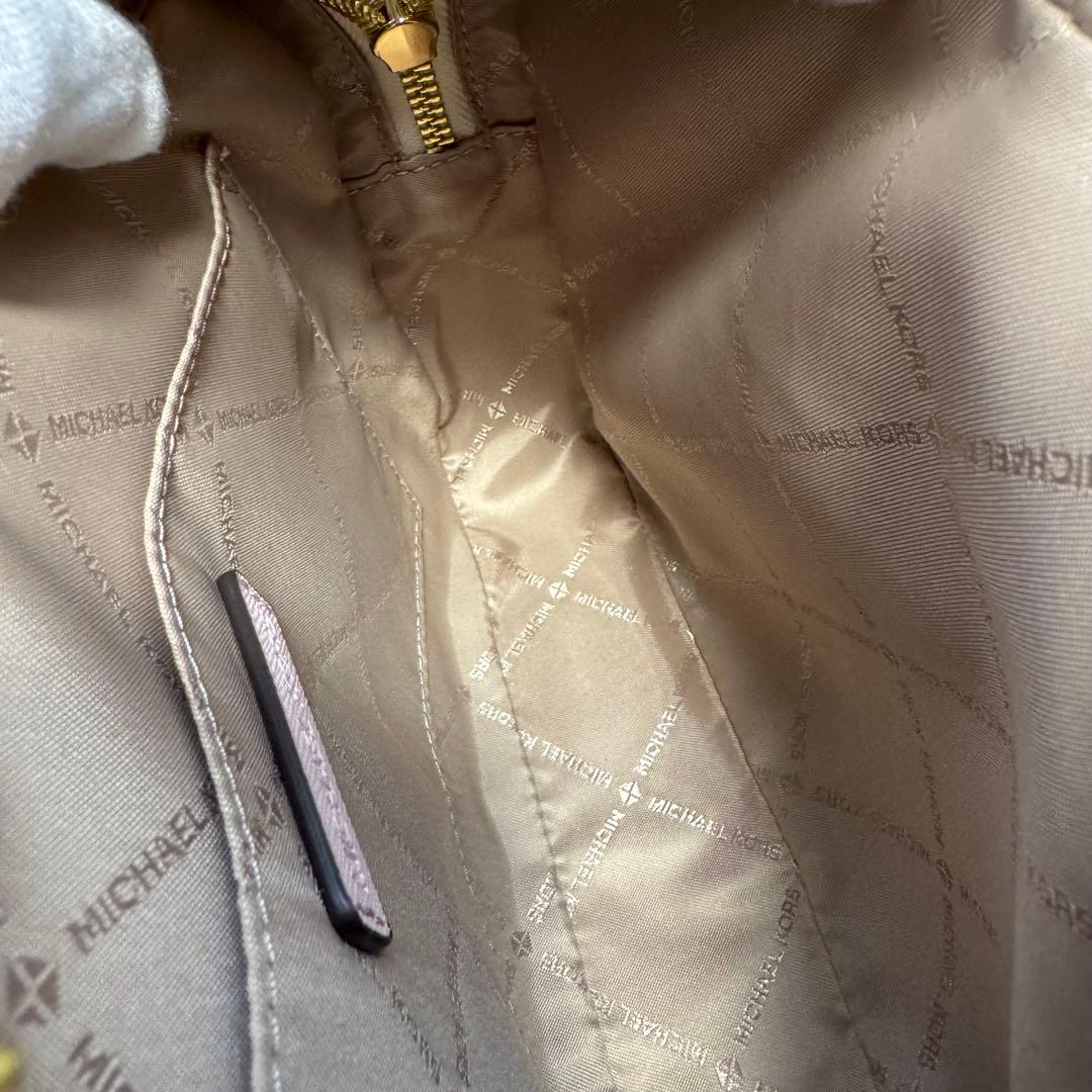 未使用　定価¥57,200マイケルコース MKシグネチャー ショルダーバッグ