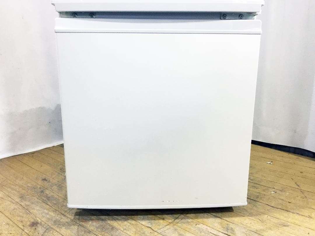 送料無料★◆中古★SHARP 137L 冷蔵庫【SJ-14T-S】