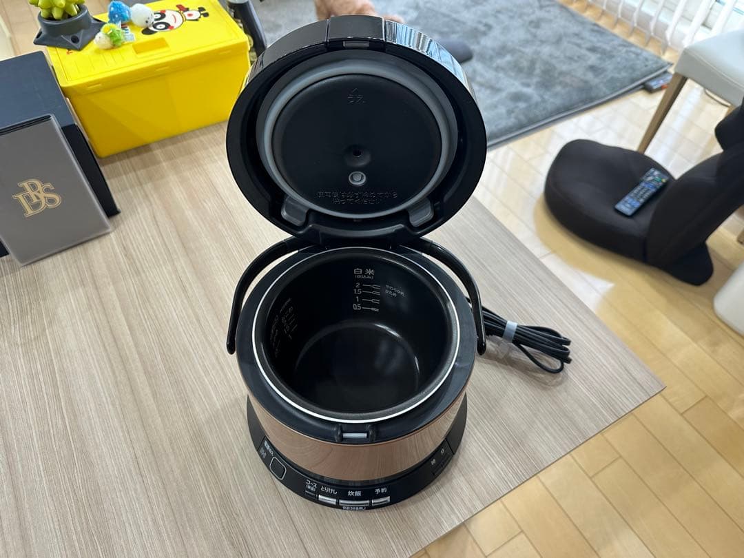 HITACHI 炊飯器 デジタル表示 黒茶
