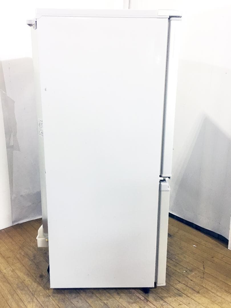 送料無料♦SHARP 137L 冷蔵庫【♦SJ-14T-S】