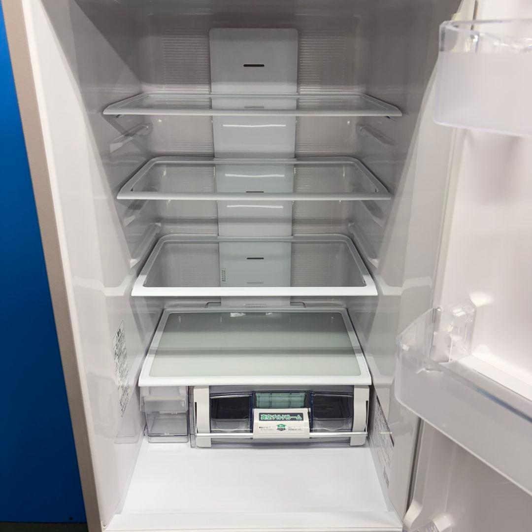 718 日立　大型冷蔵庫　300L強　小型　家庭用　自動製氷　右開き　3ドア