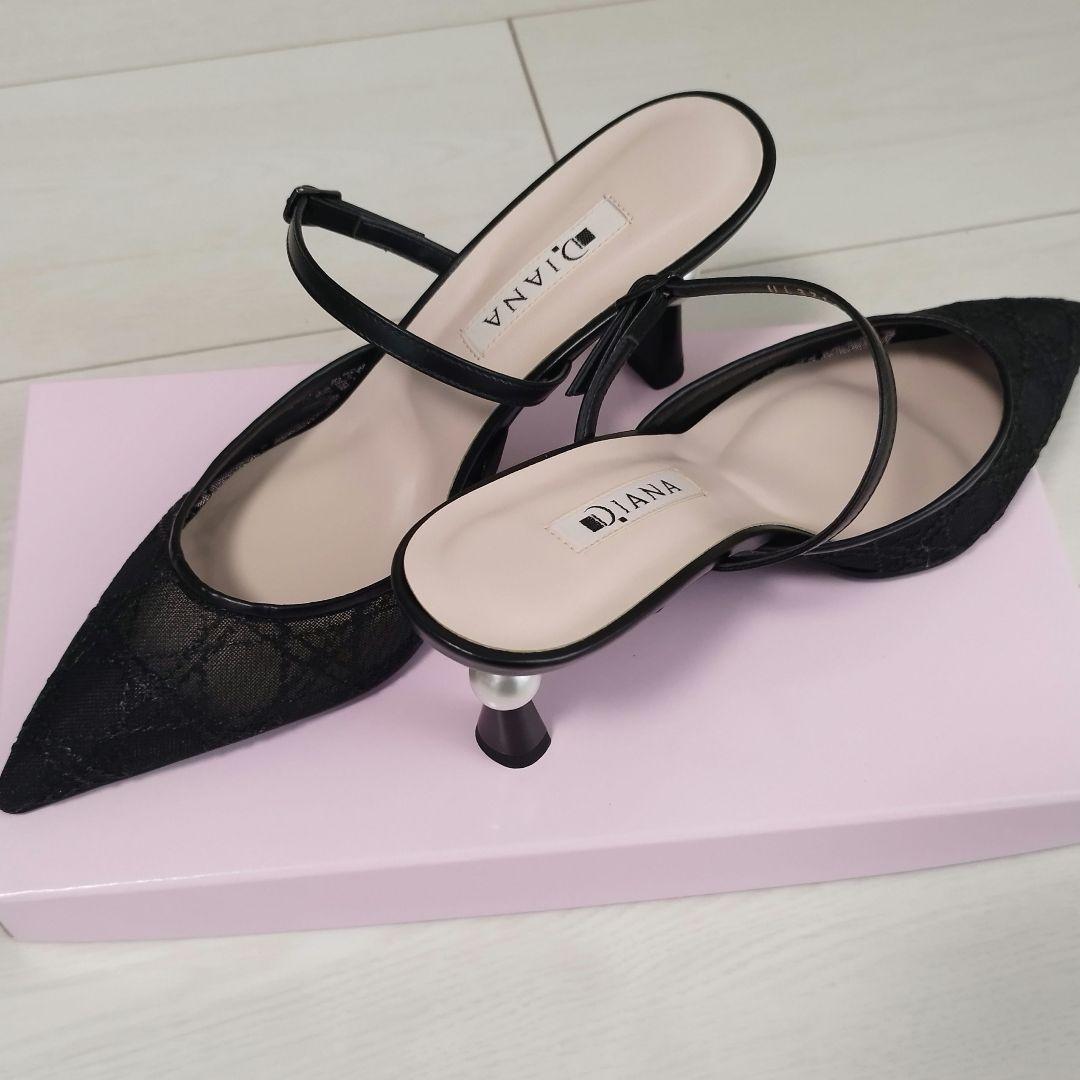 ダイアナ《パールコレクション》パールヒールミュール ブラック