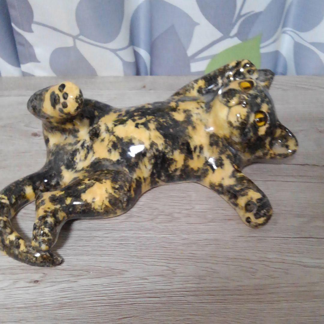 ウィンスタンレイ　ケンジントンキャットsize4 仰向け錆び猫さん。