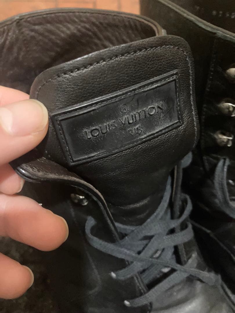 LOUIS VUITTON PARIS ブーツ