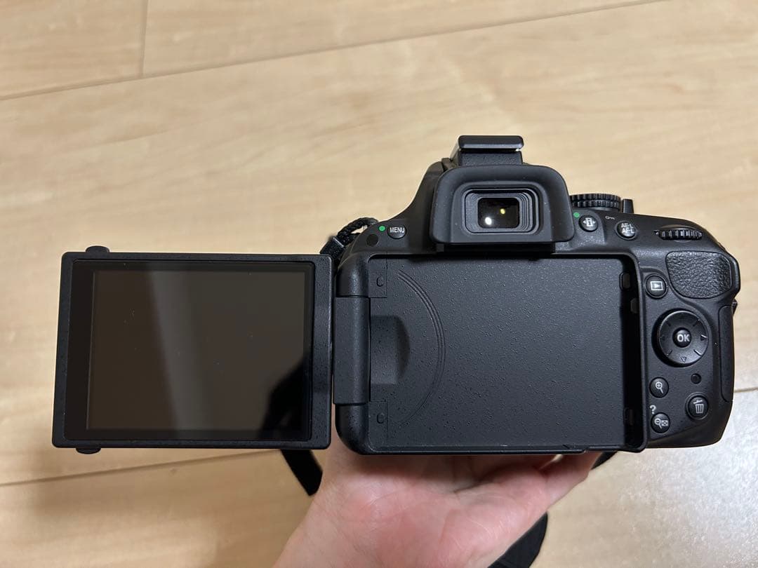 Nikon D5200 18-55 VRキット