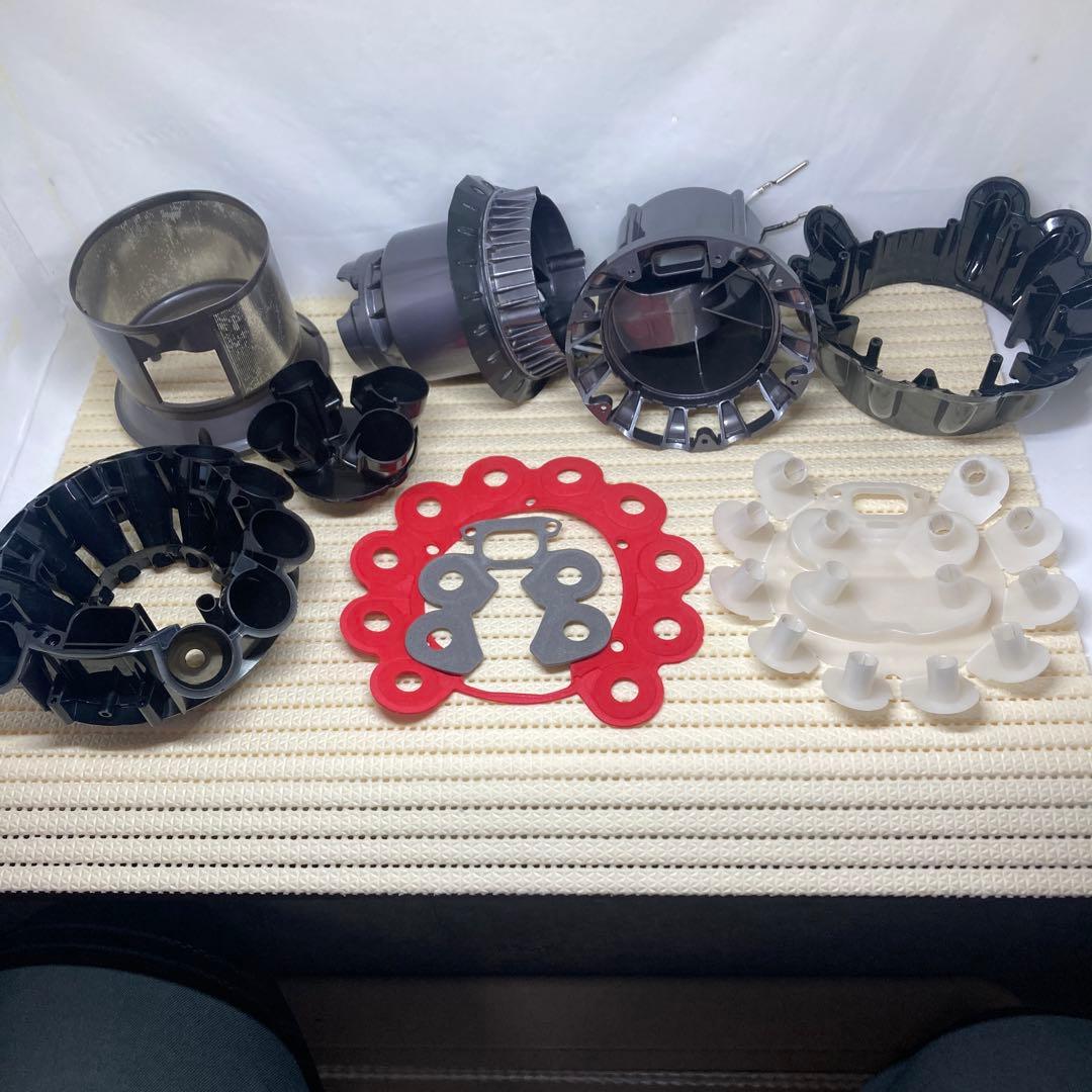 ダイソン　ＳＶ１２　分解、メンテナンス、清掃済(床ブラシ、ホースサービス)