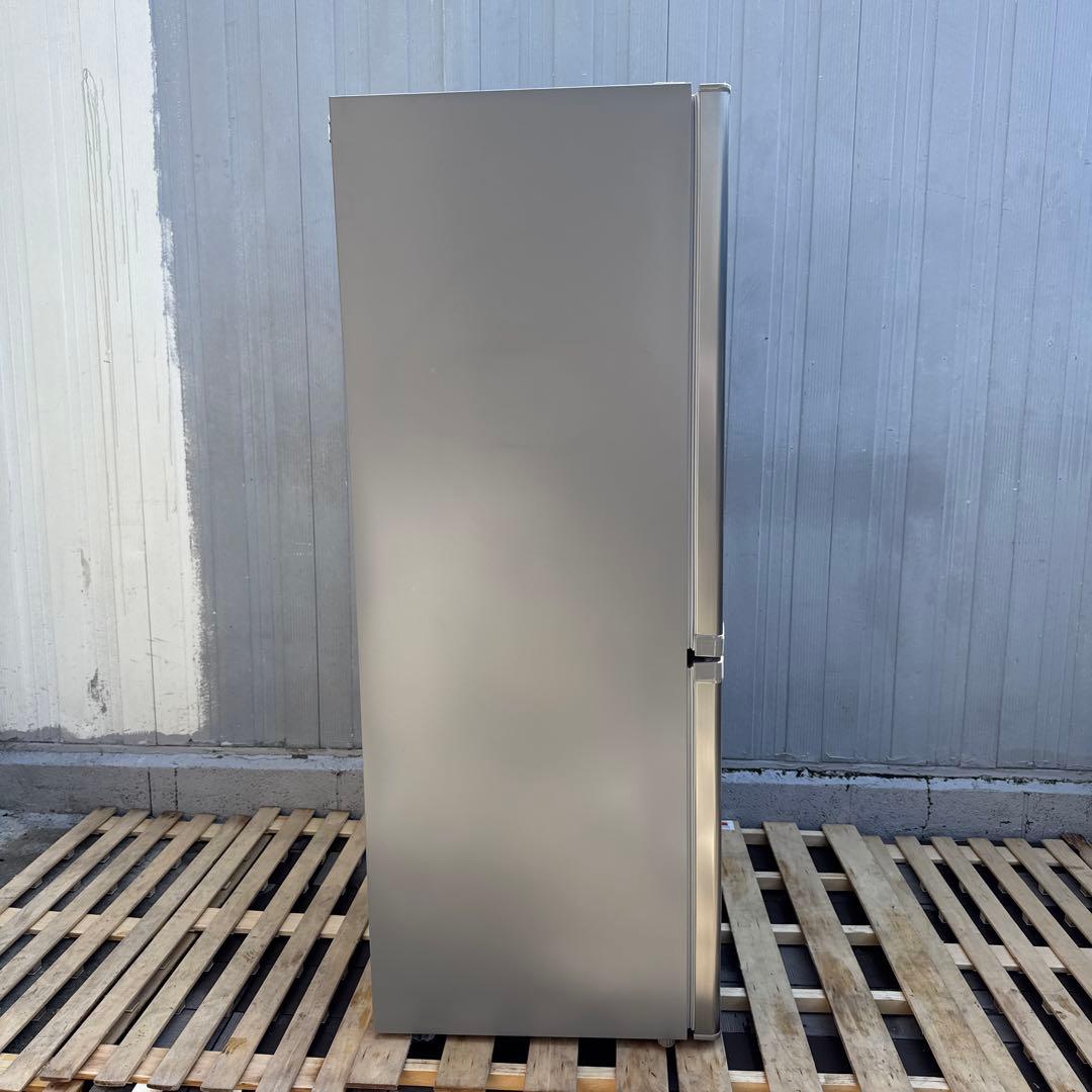 TCL 2024年製 2ドア冷蔵庫 173L 静音、省エネ設計 スリムサイズ