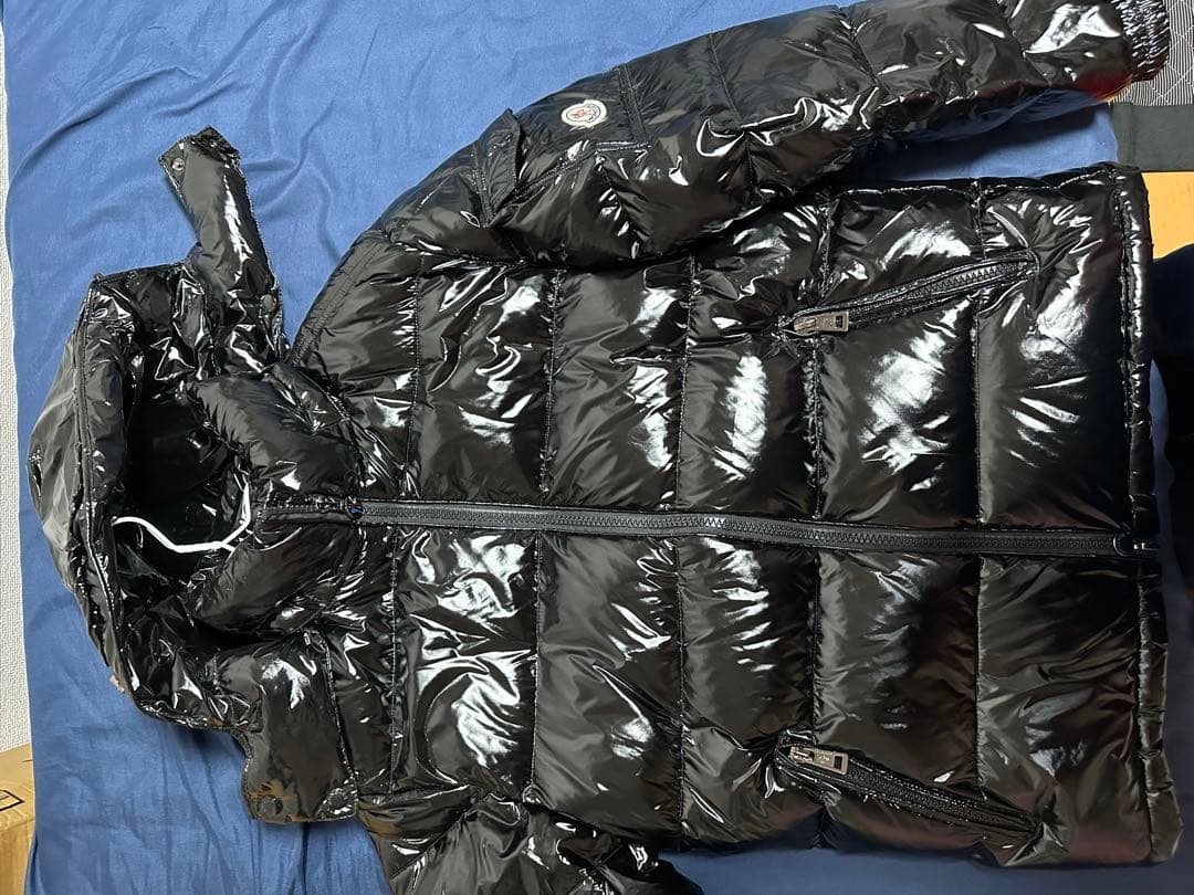 MONCLER ダウンジャケット