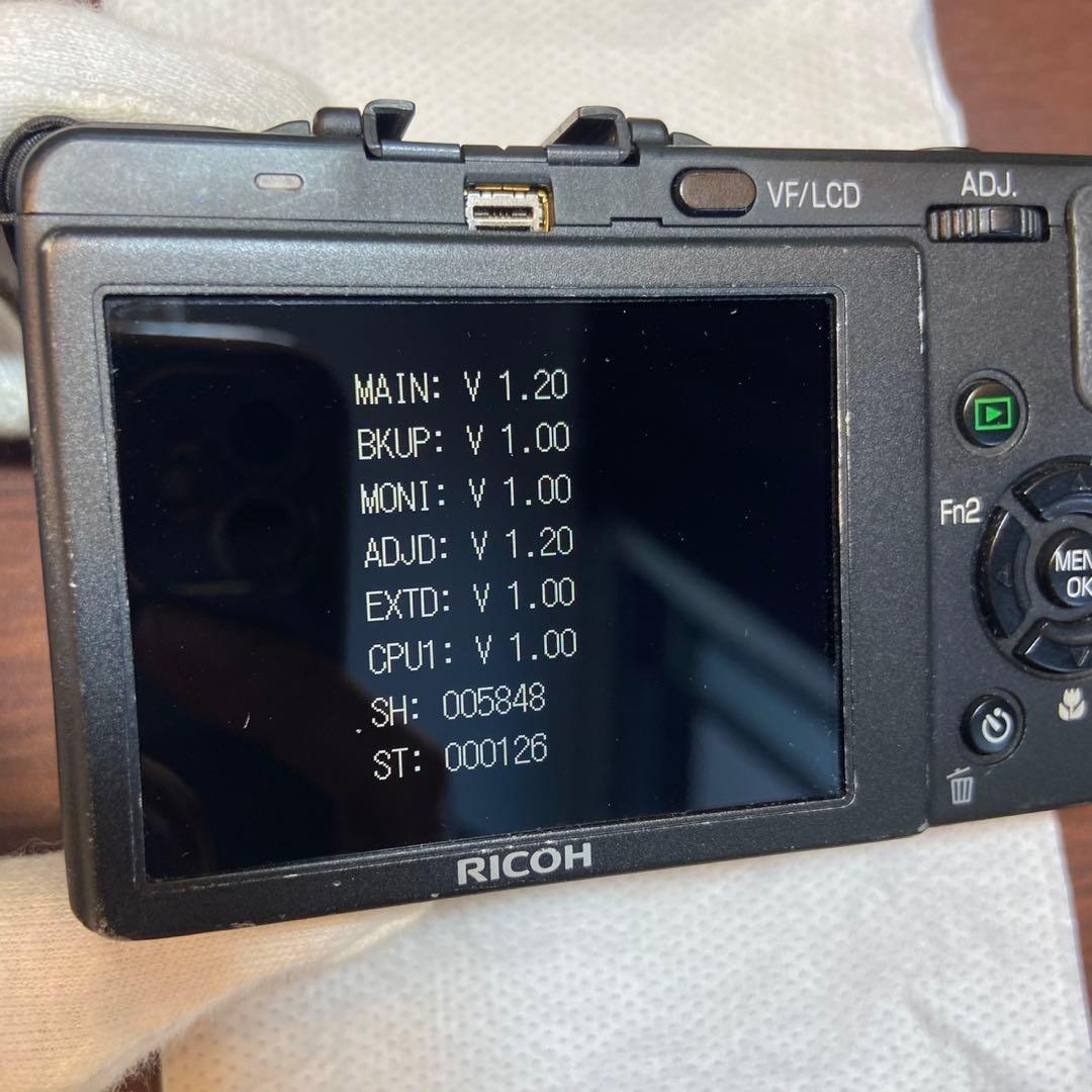 RICOH GX200 デジカメ 4944