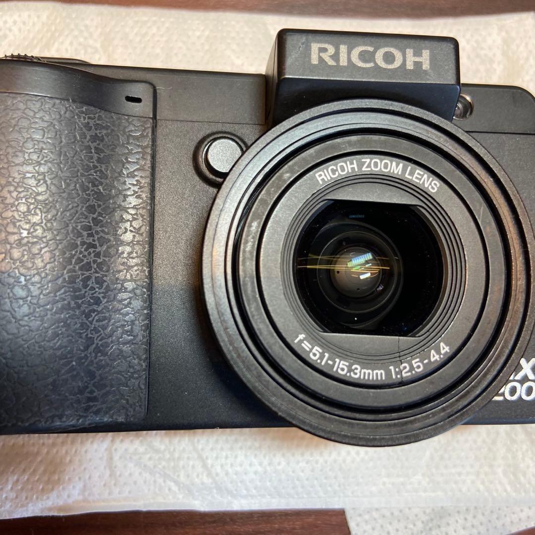 RICOH GX200 デジカメ 4944