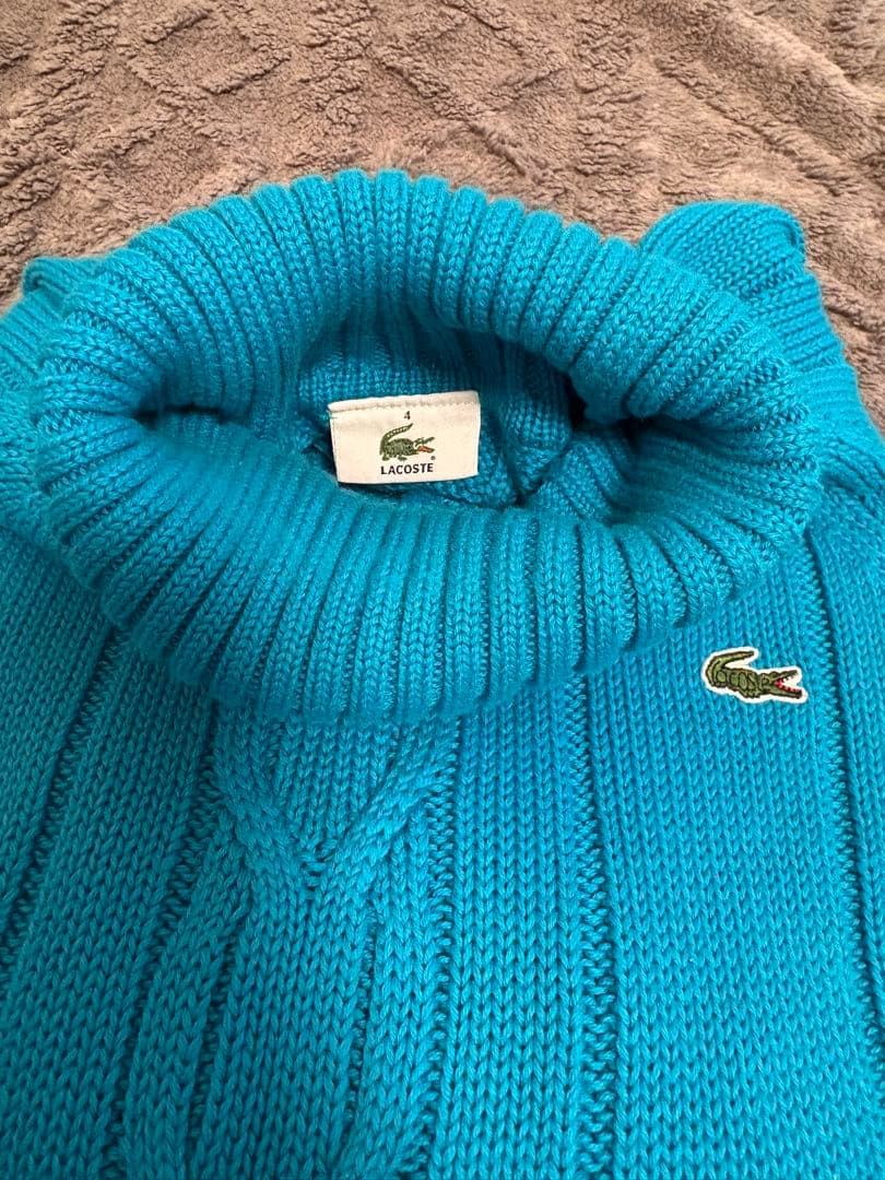 LACOSTE ケーブル編み タートルネックセーター