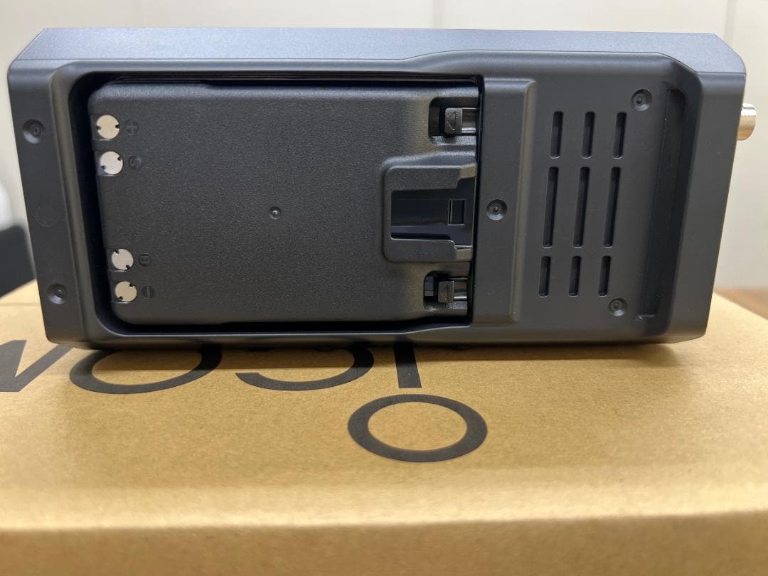 アイコム　ICOM IC-705 おまけ２点付き