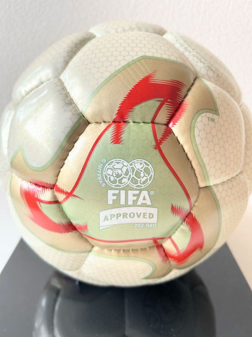 adidas FIFA 日韓ワールドカップ サッカーボール 公式球