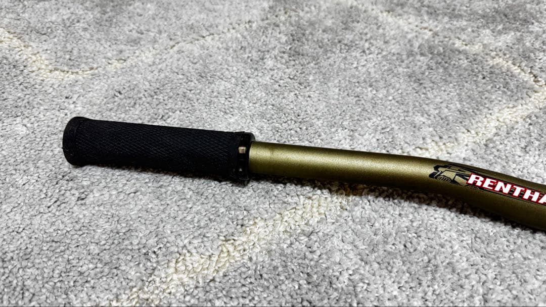 RENTHAL Fatbar ハンドルバー 20mm rise 31.8-740