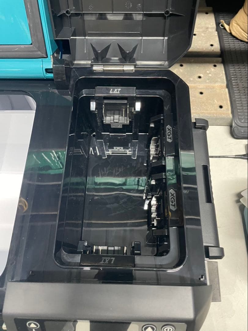 マキタ 18V 40Vmax対応 充電式保冷温庫