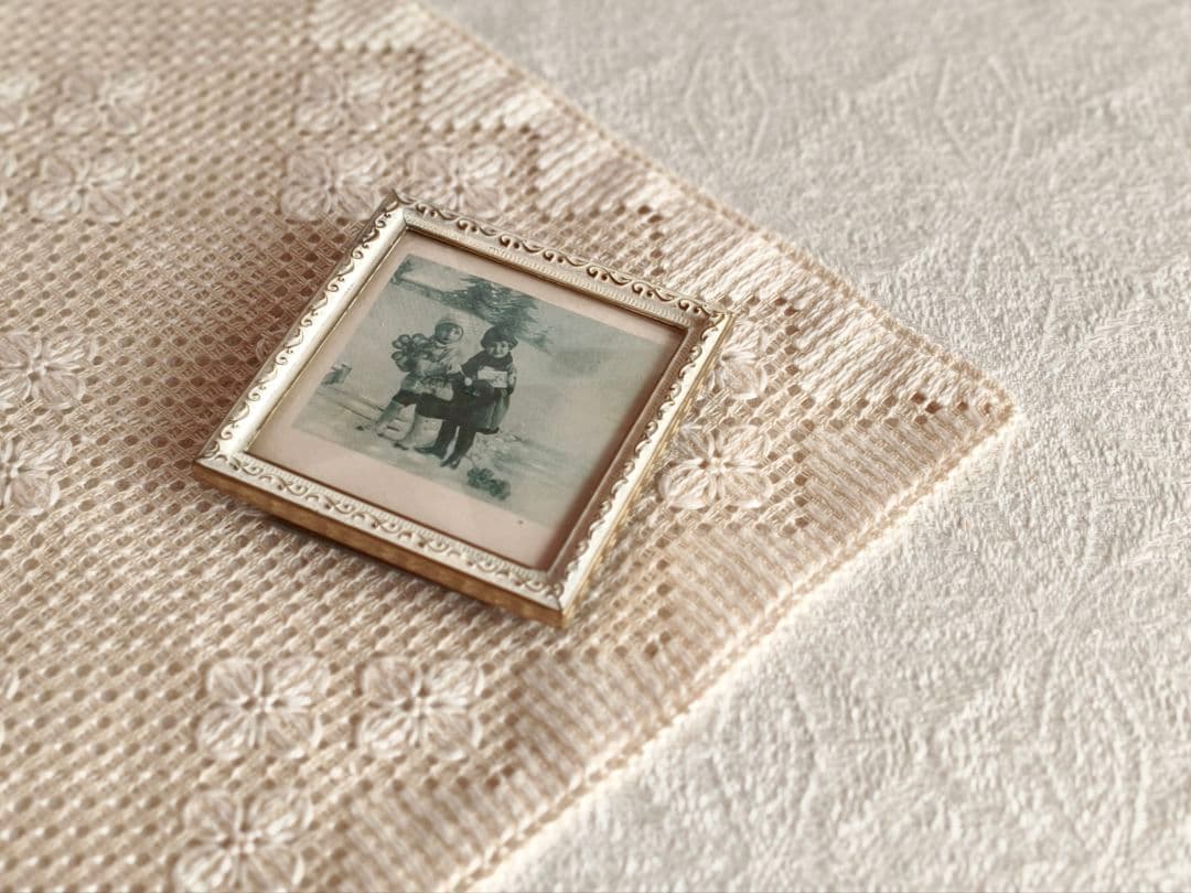 【mkuさま】vintage ❀ 飾り模様が素敵な スクエアフレーム