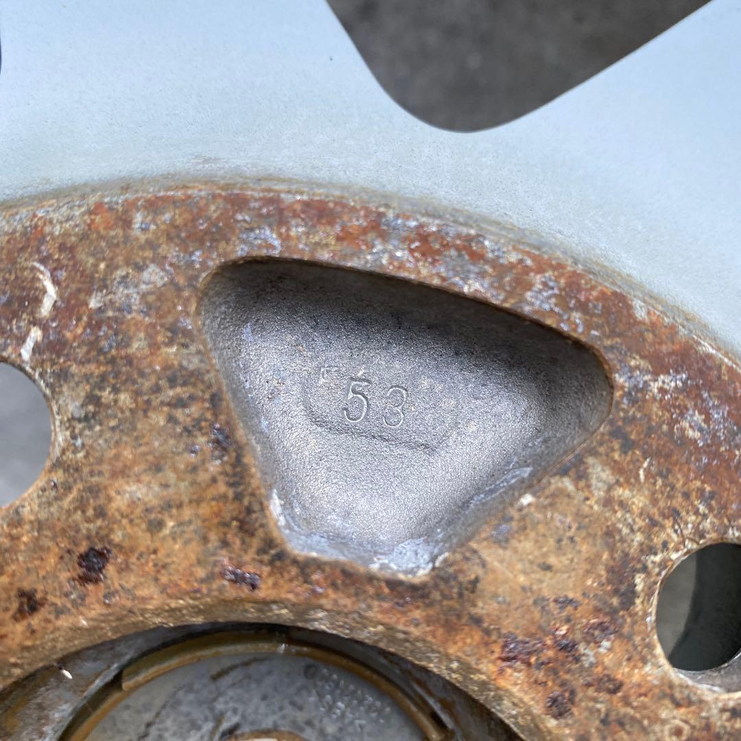 中古バリ溝ダンロップスタッドレスセット205/65R16 ヤリスクロス