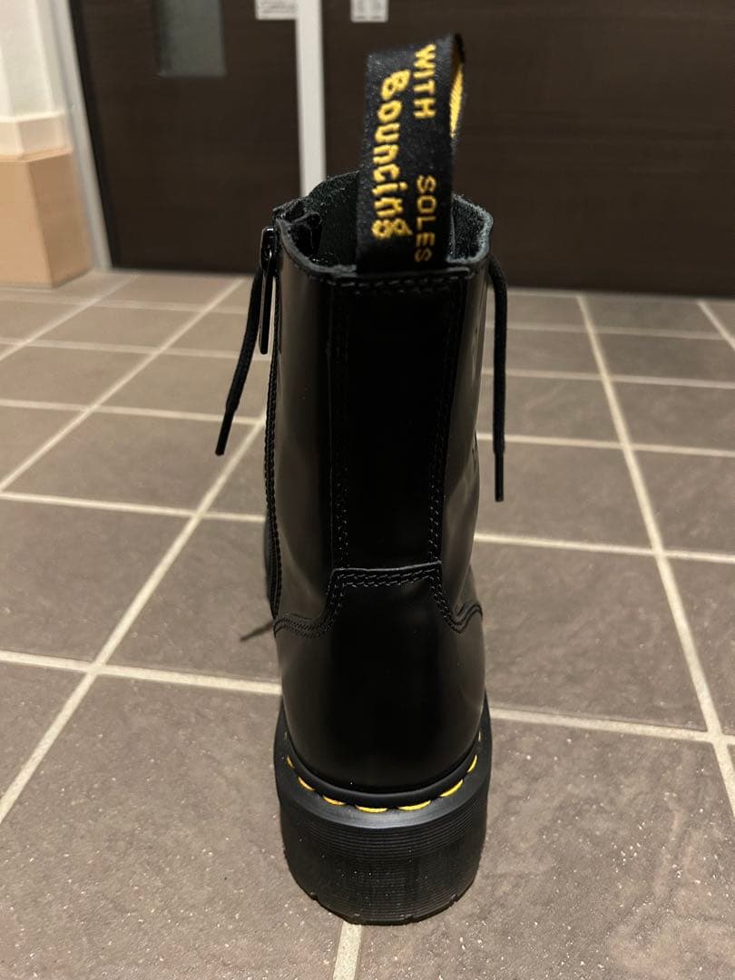 【極美品】Dr.Martens JADON 8ホールブーツ ドクターマーチン