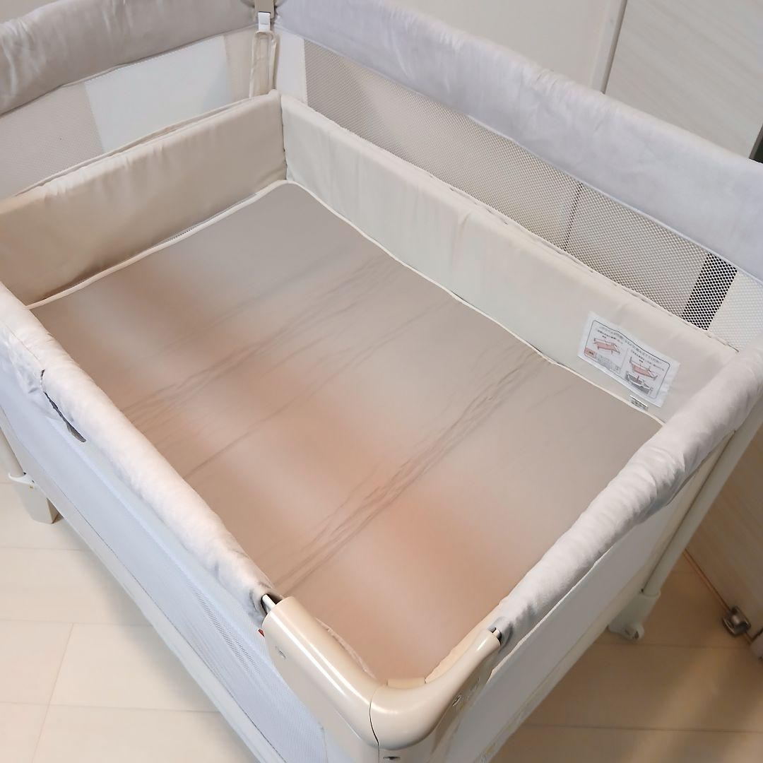 あいちゃんママ　[極美品] アップリカ　ココネルエアー プラス