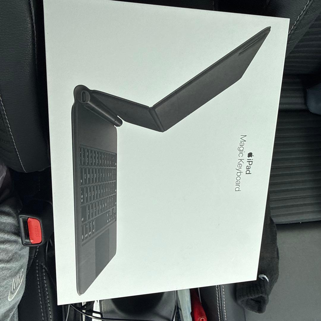 Apple Magic Keyboard 純正品11インチ対応 動作確認異常なし