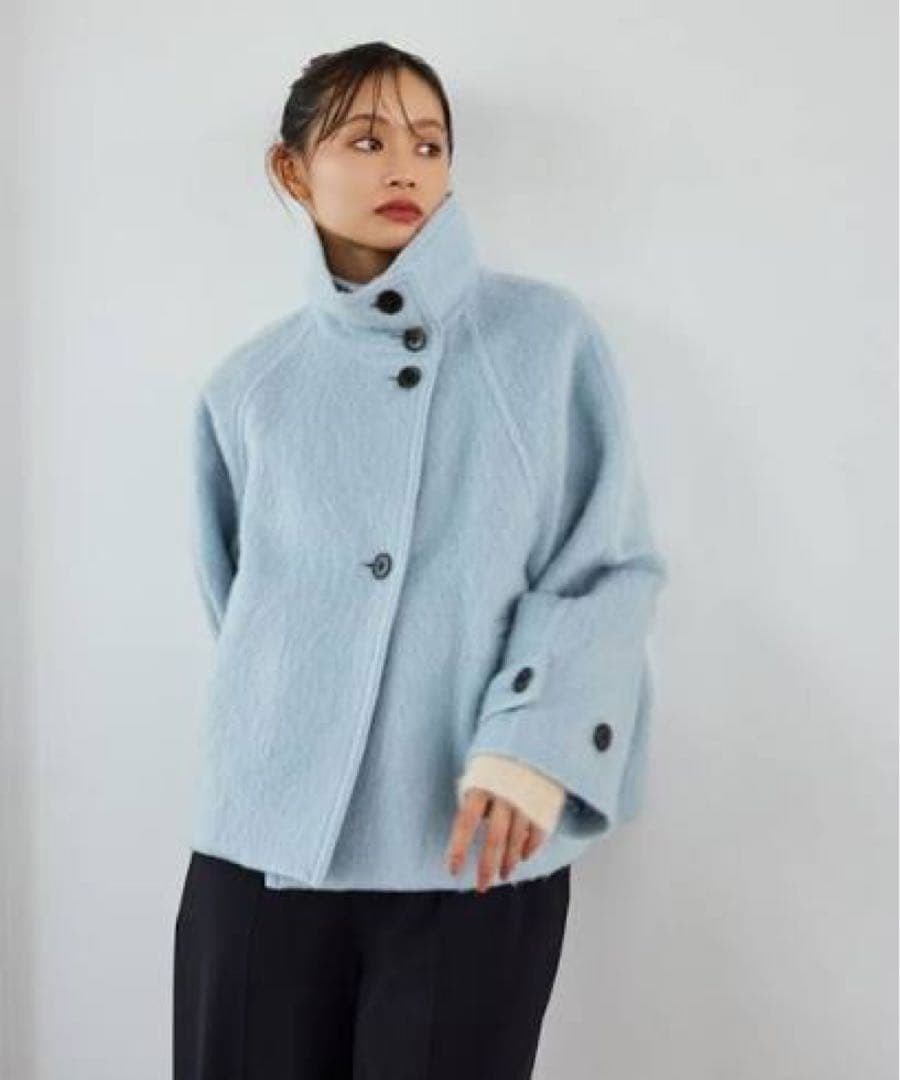 エメルリファインズ スタンドネック シャギー ショートコート