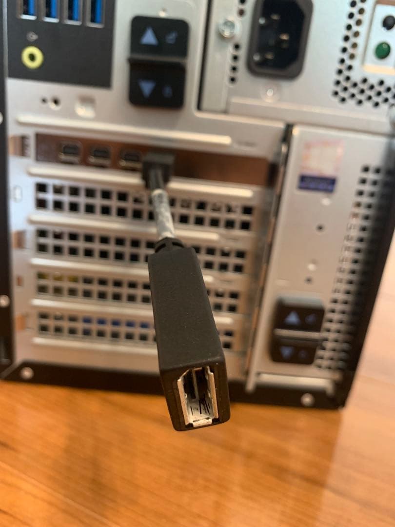 Dell Precision 3630 メモリ16GB XeonE2224