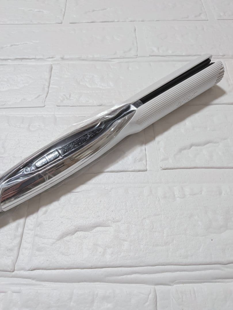 【ほぼ新品】ReFa リファ ストレートヘアアイロン ホワイト RE-AC02A