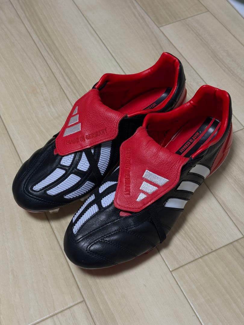 adidas プレデターマニア 復刻 ブラック/レッド