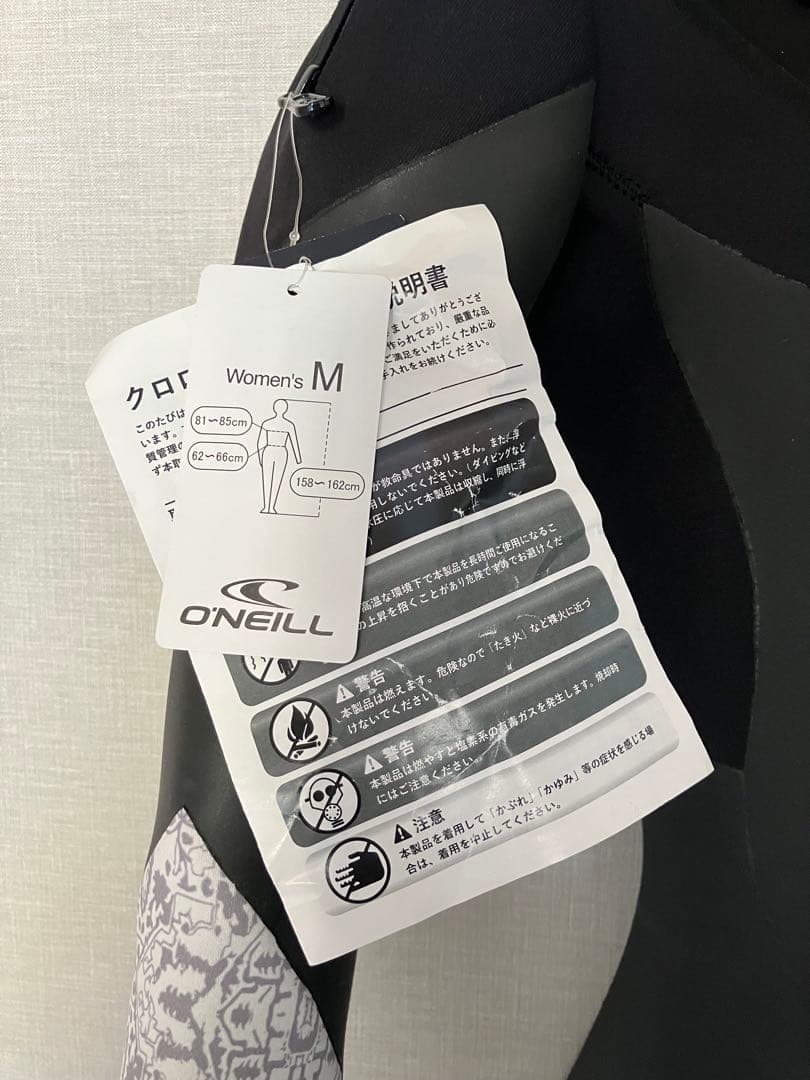 O'Neill ウェットスーツ　セミドライ女性モデル　Mサイズ　新品未使用