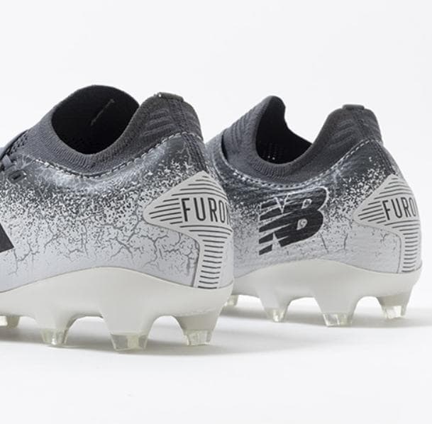 New balance Furon v7+ Pro FG サッカー スパイク
